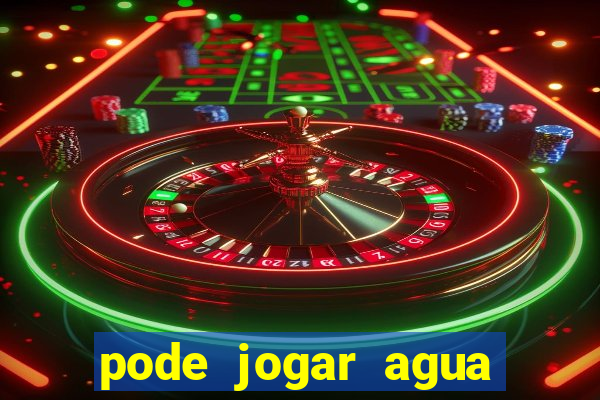 pode jogar agua quente no vaso